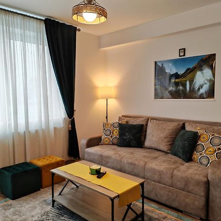 Cozy Apartment In Rasnov Extérieur photo